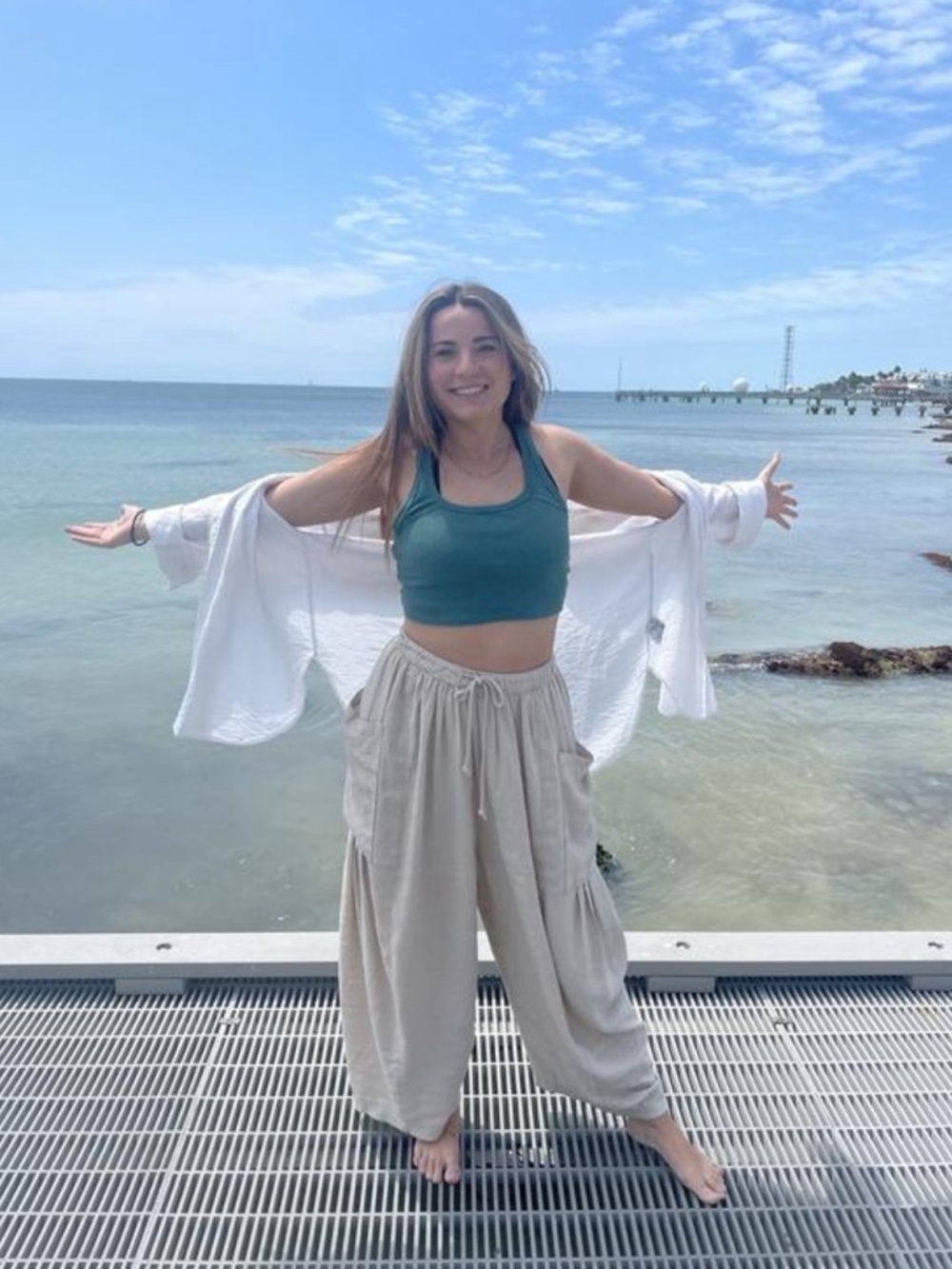 Free People Cream Cropped Quinn Pants Wide-Leg with Pockets - Picture 4 of 4